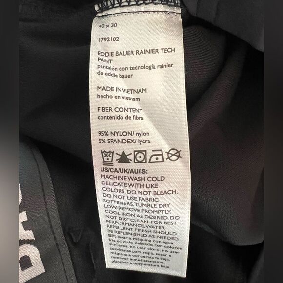 NWT Eddie Bauer Ranier Tech Pants Pockets StretchWater Repellant Black Sz 40x30 - Picture 10 of 10